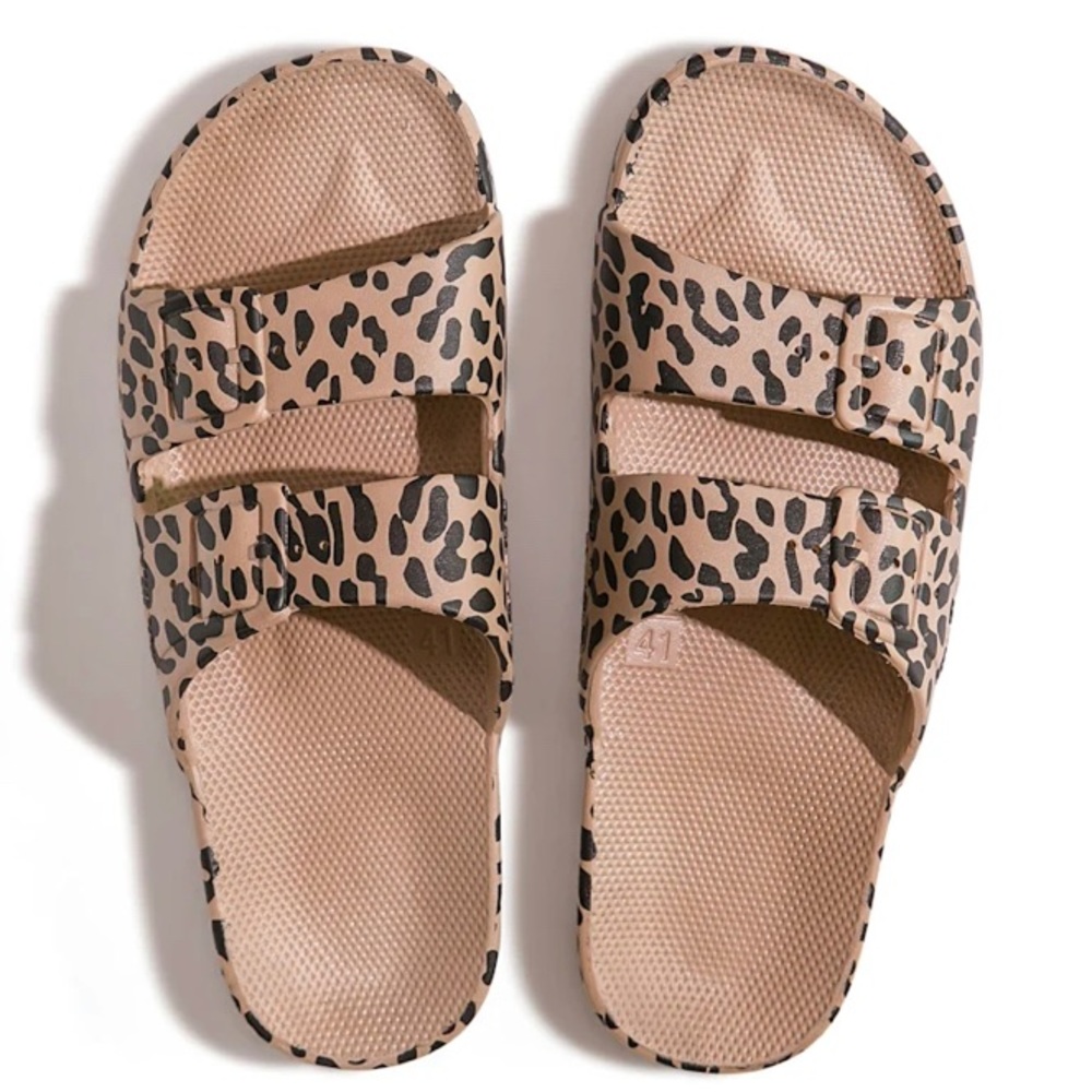 Leopard Freedom Slides